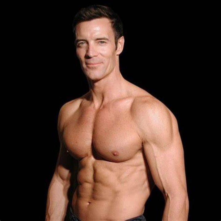 Image of Tony Horton and Shawna Horton